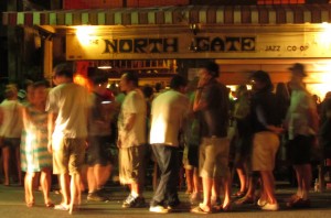 where to party in chiang mai, bars in chiang mai, chiang mai nightlife