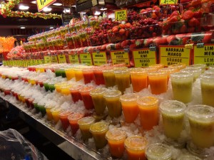 smoothies to make when studying abroad, street food for vegetarians, find vegetarian food when studying abroad traveling