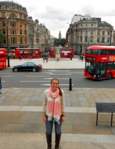how to dress like a local in london, what to wear when studying abroad in london