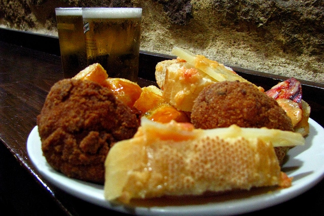 where to eat tapas in madrid, cheap eats in madrid