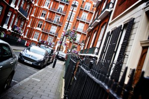 find apartment london study abroad, finding student hoursing in london