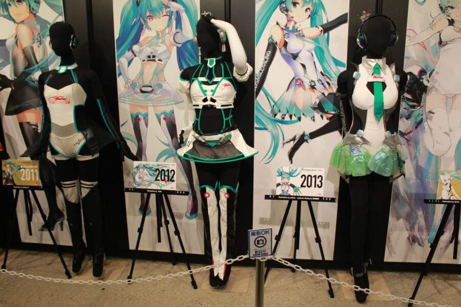 akihabara-otaku-merch-hunt