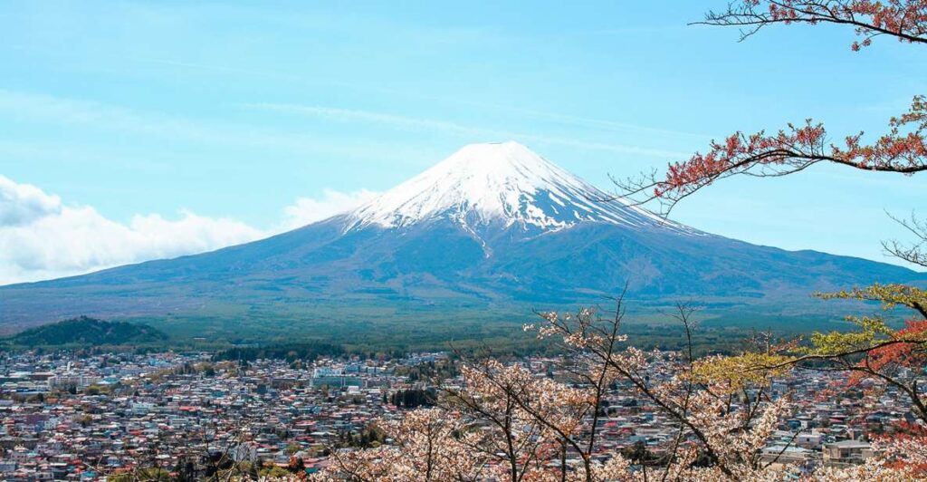 From Tokyo: Mount Fuji Full-Day Sightseeing Trip