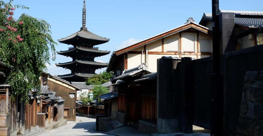 kyoto-1-5h-serene-gion-before-the-rush