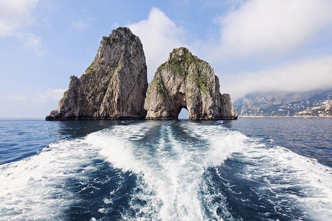 small-group-capri-island-boat-ride-with-swimming-and-limoncello