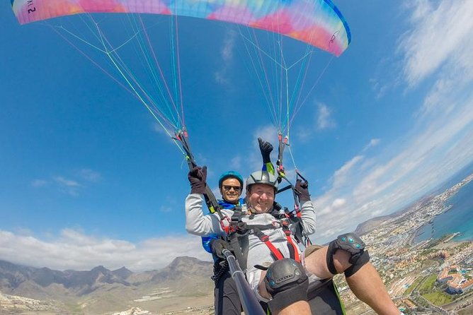 tandem-paragliding-flight-in-south-tenerife