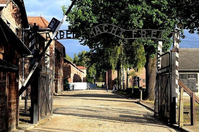 auschwitz-birkenau-guided-tour-from-krakow-with-a-private-transport