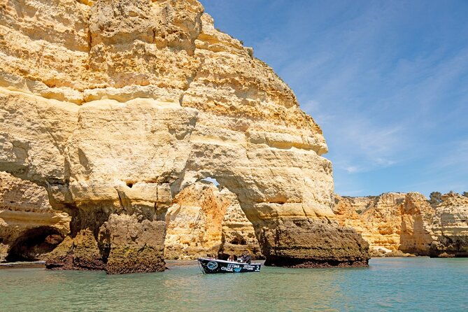 benagil-cave-tour-from-armacao-de-pera