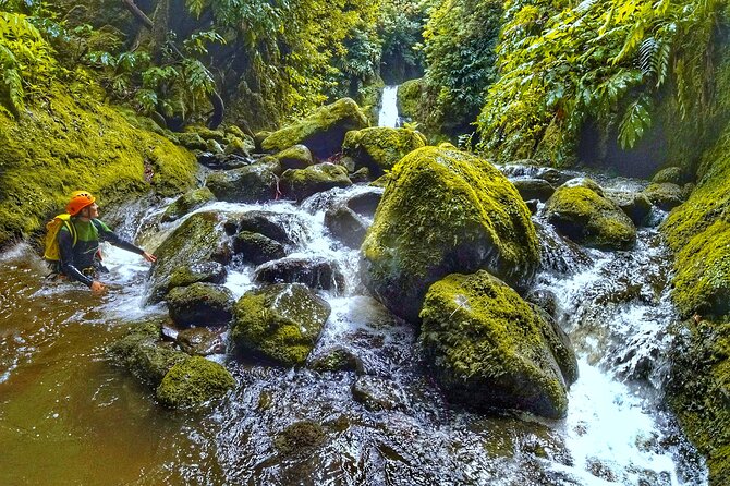 canyoning-adventure-in-ribeira-da-salga-sao-miguel-azores