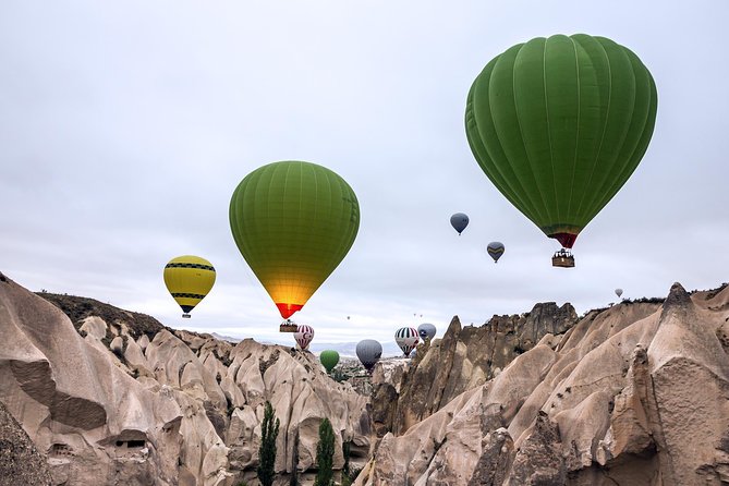cappadocia-hot-air-balloon-ride-with-champagne-and-breakfast
