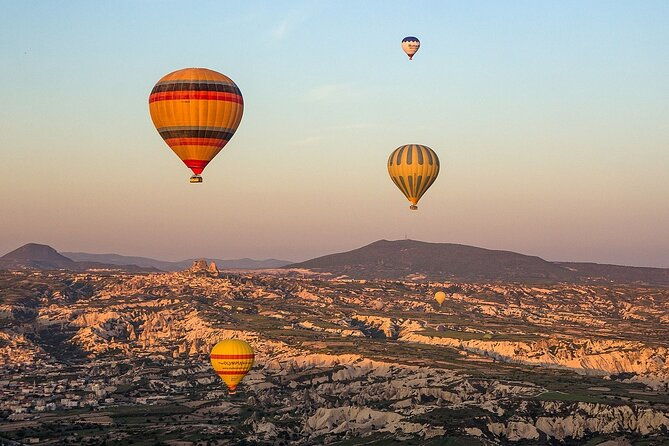 cappadocia-hot-air-balloon-tour-over-fairychimneys