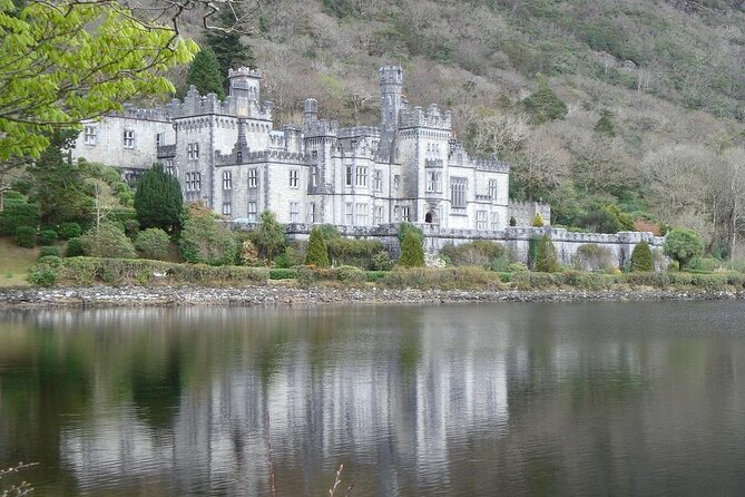 connemara-kylemore-abbey-and-wild-atlantic-way-tour-from-galway