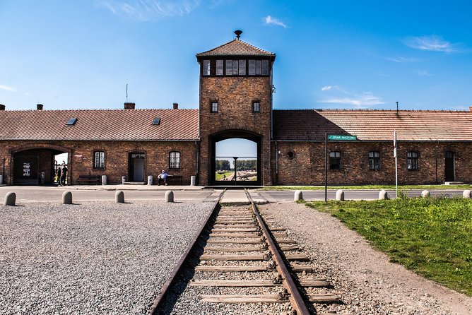 day-trip-to-auschwitz-birkenau-and-wieliczka-salt-mine-from-krakow-including-lunch
