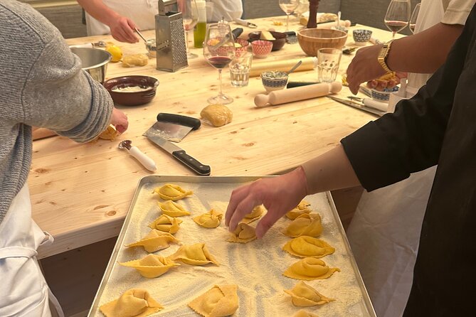 florence-pasta-cooking-class-with-unlimited-wine