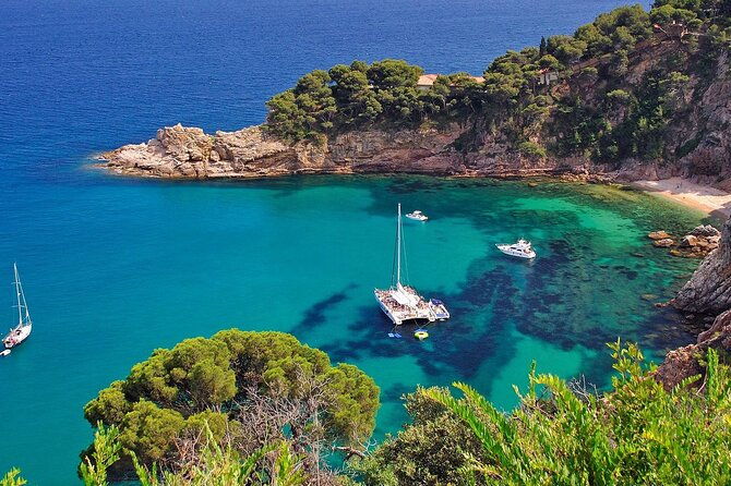 girona-costa-brava-small-group-tour-with-pickup-from-barcelona