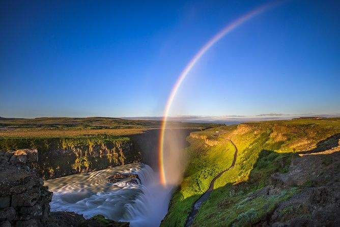 golden-circle-blue-lagoon-with-ticket-and-kerid-volcanic-crater