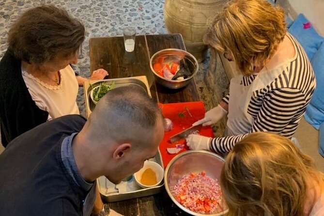 greek-cuisine-cooking-class-in-santorini