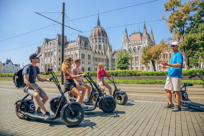 guided-tours-in-budapest-on-monsteroller-e-scooter