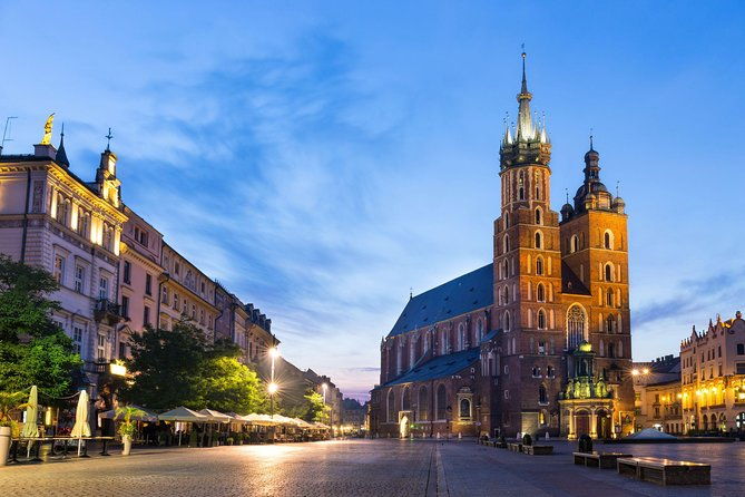 krakow-private-walking-tour-with-schindlers-factory