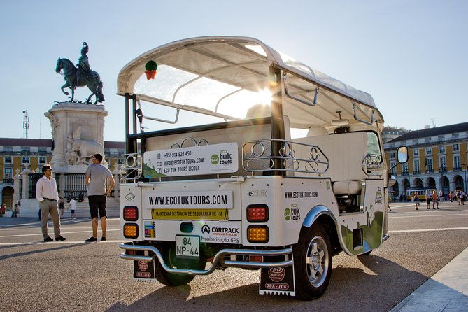 lisbon-1-hour-city-tour-on-a-private-tuk-tuk