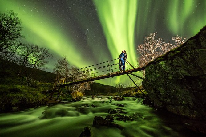 northern-lights-adventure-with-greenlander-8-people-max