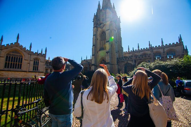 oxford-university-walking-tour-with-university-alumni-guide