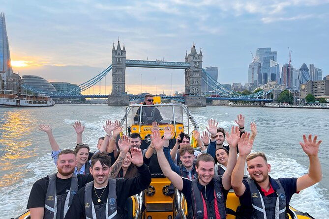 private-hire-speedboat-tower-rib-blast-20-minutes-from-tower-millennium-pier