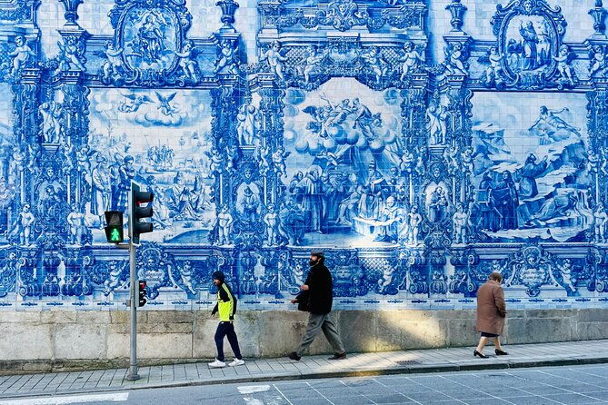 private-walking-tour-in-porto-incl-lello-bookstore-ticket