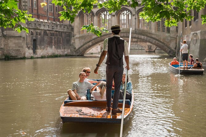 punting-tour-in-cambridge