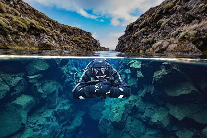 silfra-diving-between-tectonic-plates-and-pick-up-from-reykjavik