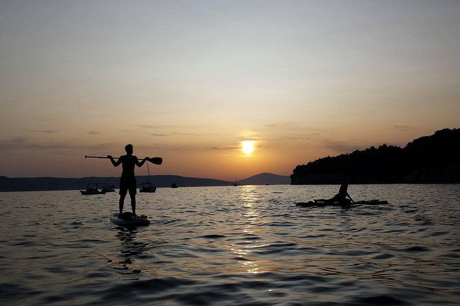 split-sunset-stand-up-paddle-tour-with-wine