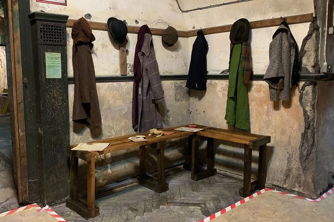 st-nicholas-market-and-air-raid-shelter-walking-tour