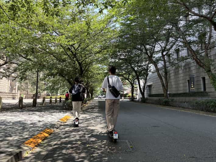 tokyo-imperial-palace-and-city-sights-e-scooter-tour