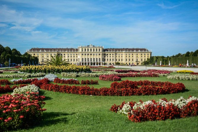 vienna-skip-the-line-schonbrunn-palace-and-gardens-guided-tour