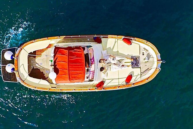 3-hour-private-boat-tour-of-the-island-of-capri