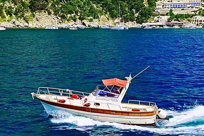 3-hour-private-boat-tour-of-the-island-of-capri
