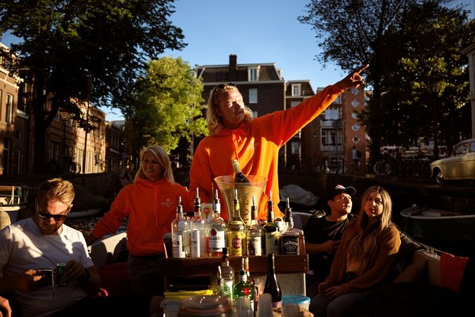 amsterdam-evening-canal-cruise-with-live-guide-and-onboard-bar