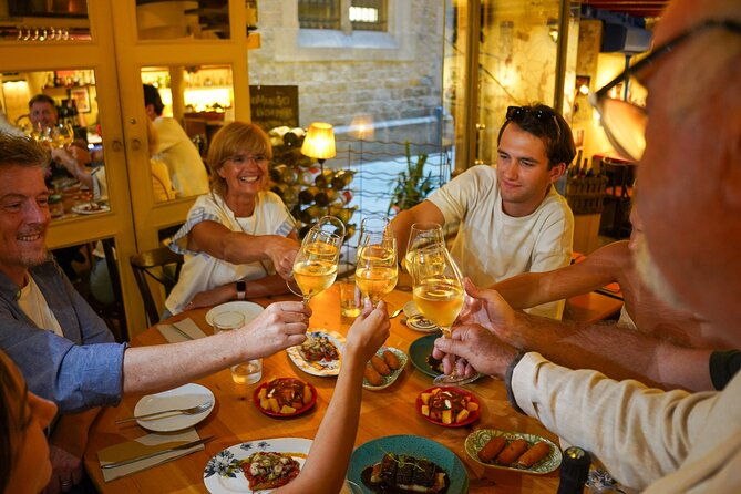 barcelona-tapas-and-wine-experience-small-group-walking-tour