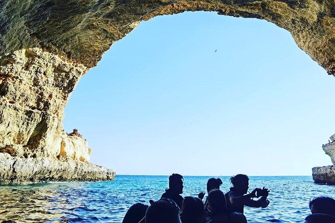 benagil-caves-tour-from-portimao