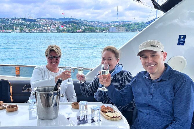 bosphorus-yacht-cruise-with-stopover-on-the-asian-side-morning-or-afternoon