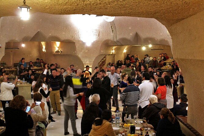 cappadocia-cave-restaurant-for-dinner-and-turkish-entertainments