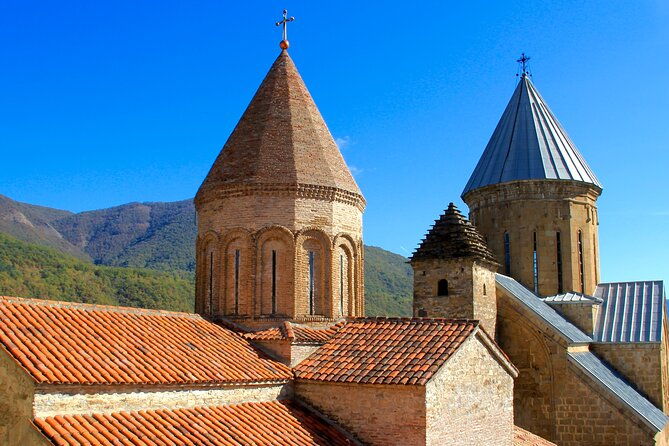 day-trip-to-kazbegi-and-gudauri