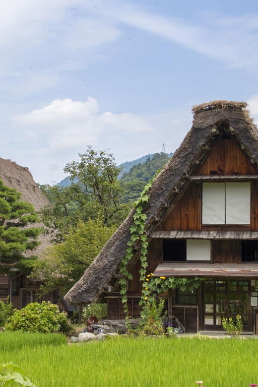 from-nagoya-gujo-hida-takayama-and-shirakawa-go-day-tour