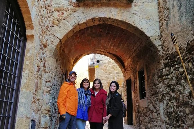girona-dali-museum-small-group-tour-with-pick-up-from-barcelona