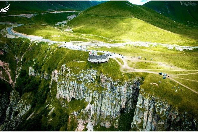 kazbegi-ananuri-gudauri-legendary-landscapes-historygroup-tour