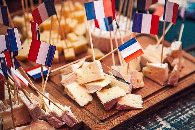 paris-montmartre-walking-tour-best-art-culture-and-food