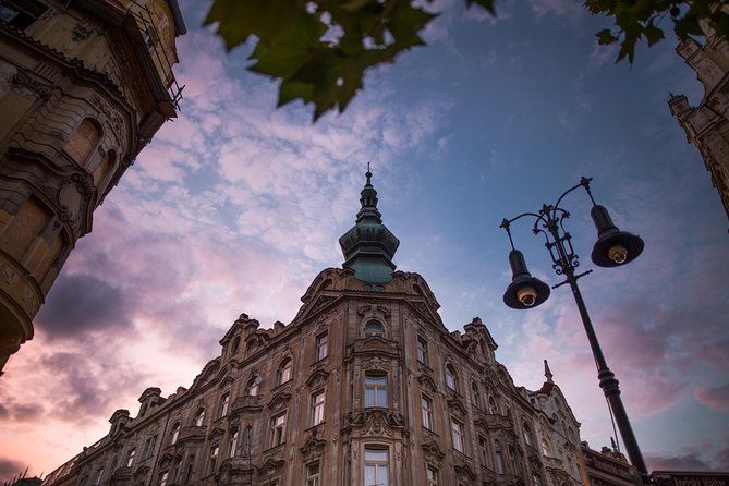 prague-ghosts-and-legends-of-old-town-walking-tour