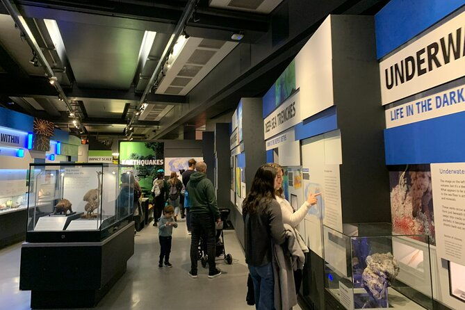 private-guided-tour-of-natural-history-museum-skip-the-line