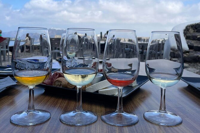 private-santorini-daytime-wine-tour