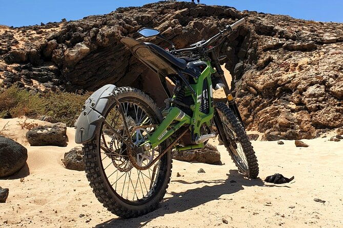 private-volcanoes-tour-electric-experience-of-fuerteventura